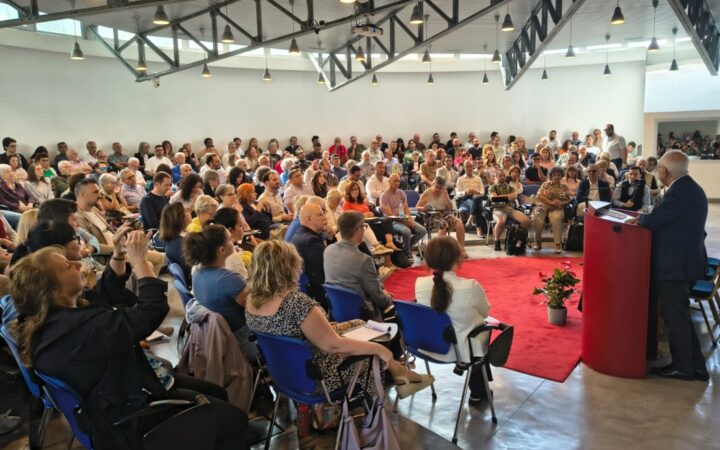 Evangélicos italianos debatem inteligência artificial à luz da fé cristã em Pádua
