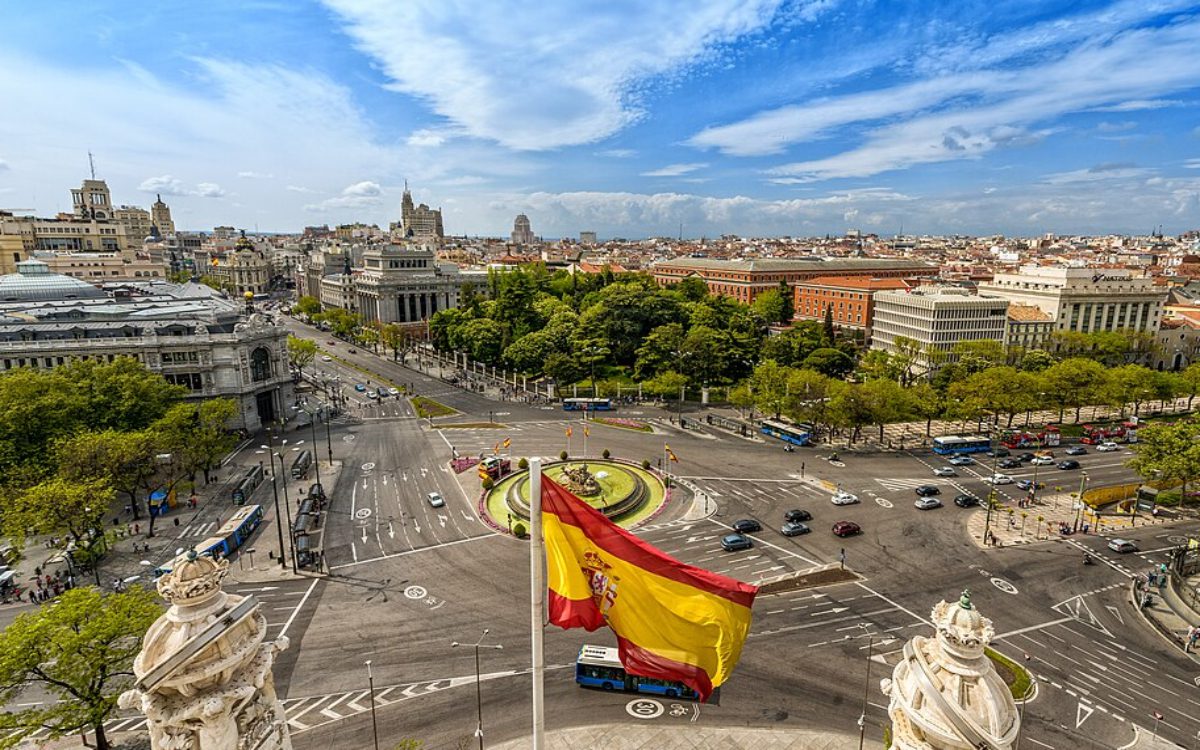 Evangélicos da Espanha lançam rede para ajudar 150 famílias com moradia em 2027