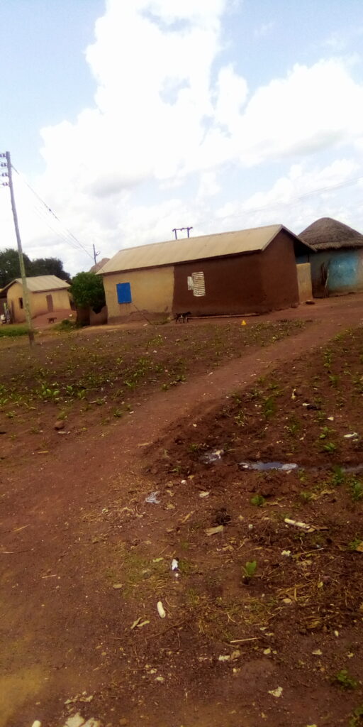 Comunidade de Tinkurugu, no distrito de Nanton, no norte de Gana