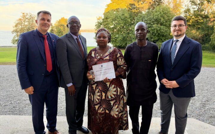 Nigeriana absolvida de blasfêmia recebe prêmio de liberdade religiosa em Genebra