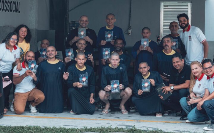 Campanha leva 230 mil livros a comunidades e presídios no norte do Pará