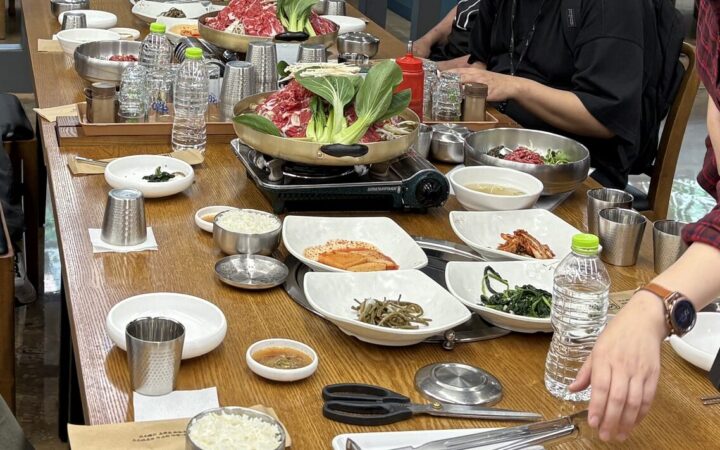 Cliente anônimo paga em silêncio o almoço de 27 pessoas com deficiência na Coreia do Sul