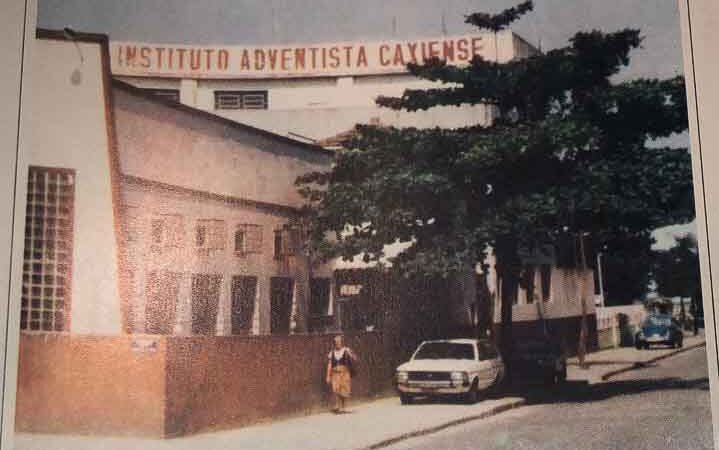 Colégio cristão de Duque de Caxias (RJ) completa 70 anos e celebra com culto de gratidão